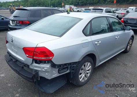 2013 Volkswagen Passat 2.5L S из США, поврежденный, VIN 1VWAP7A38DC080506